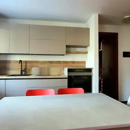 Mont Blanc Apartment- Bluchalet דירה קורמאיור